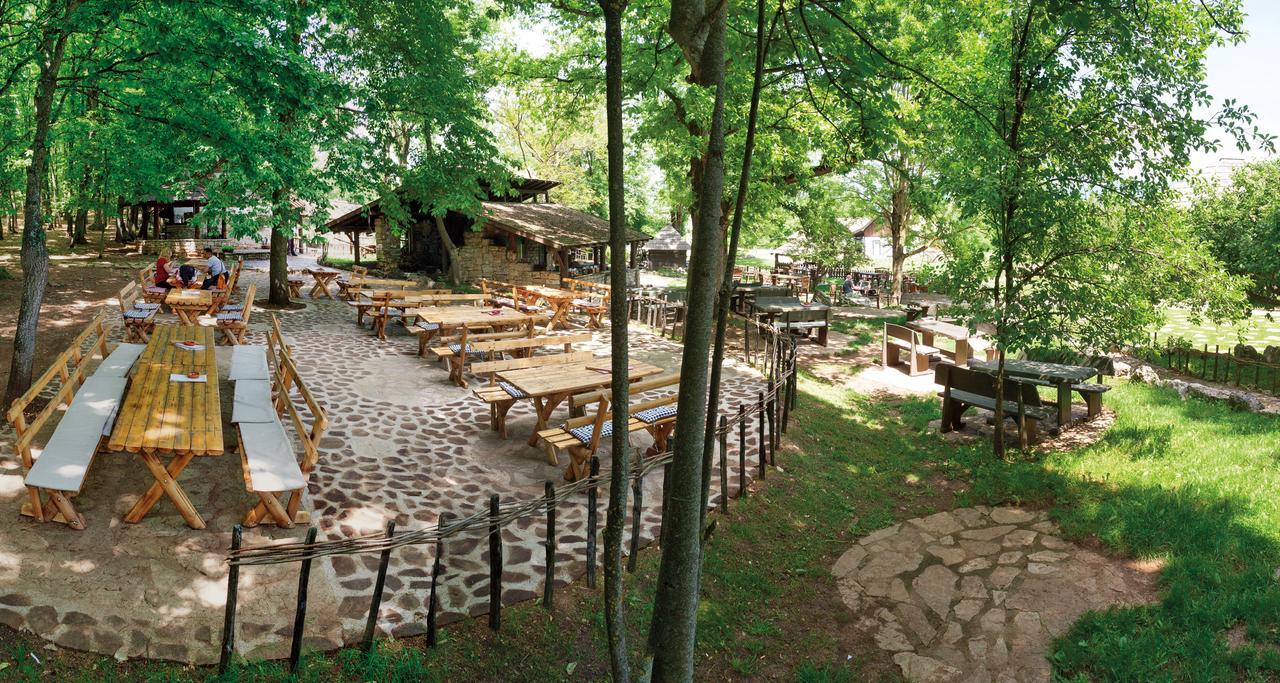 Farm Stay Cardaklije Kulen Vakuf Kültér fotó